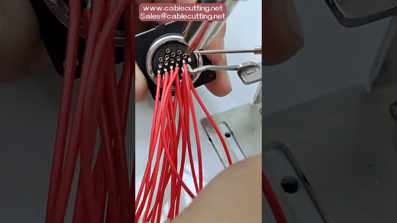 ماكينة لحام USB شبه أوتوماتيكية للوحات PCB وموصلات VGA وDP وMini-Din