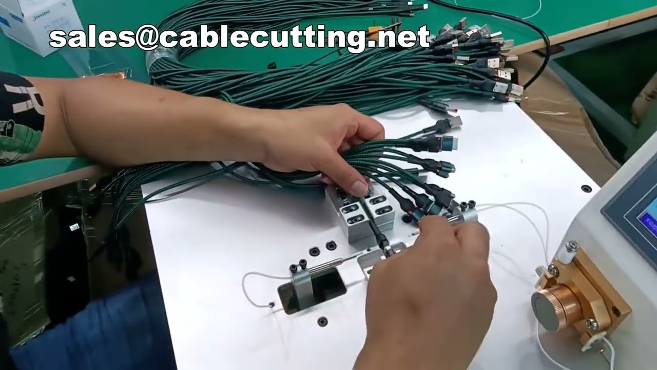 آلة توزيع الغراء الكهربائية النقية لتجميع موصلات USB
