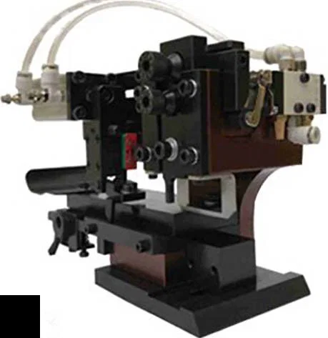 مطبّق كبس أفقي هوائي - مطبّق كبس الأطراف